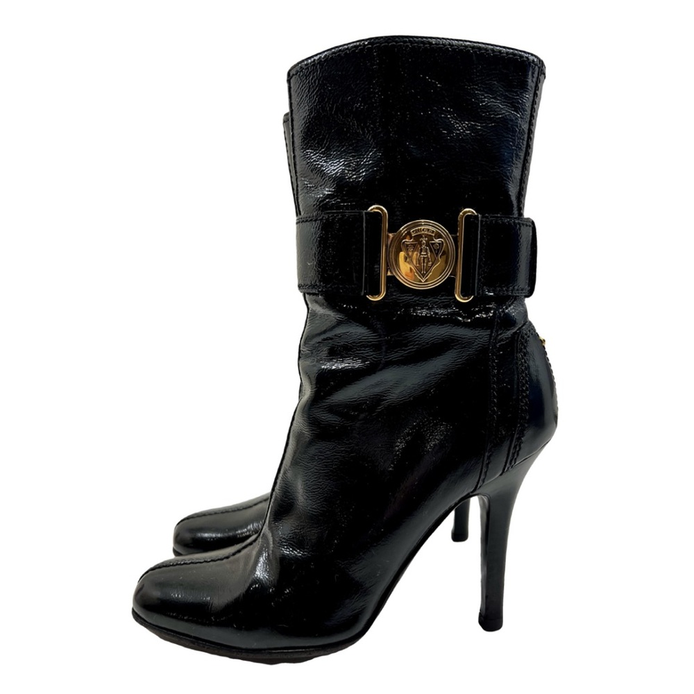 Gucci hysteria patent leather boots.